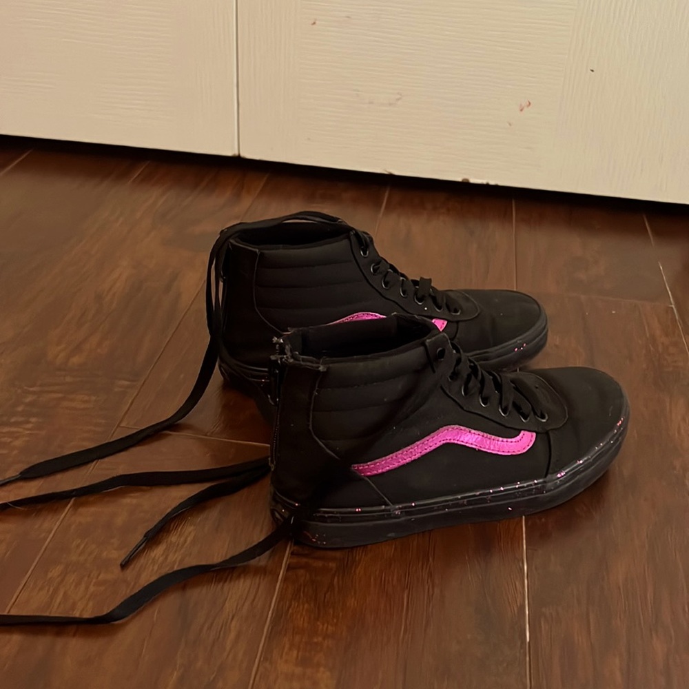 COPY - Girls size 3 high top vans shoes.